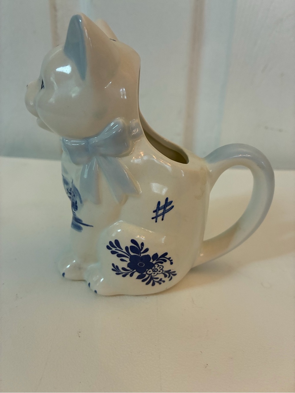 Delft Blue Elesva Ceramic Cat Creamer Pitcher Made in Holland Cottagecore - Picture 3 of 6